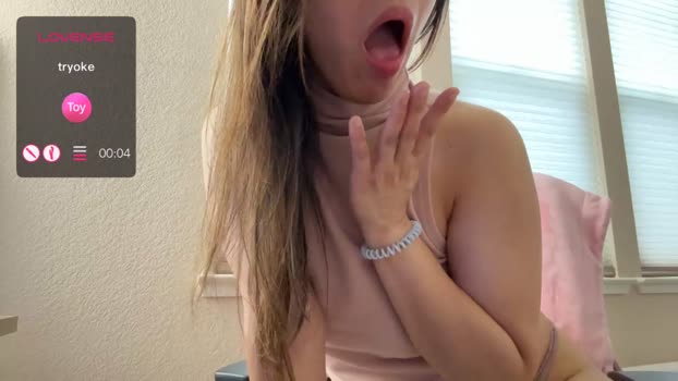 hintsofher suck Webcam SHOW @ Chaturbate 19-09-2025
