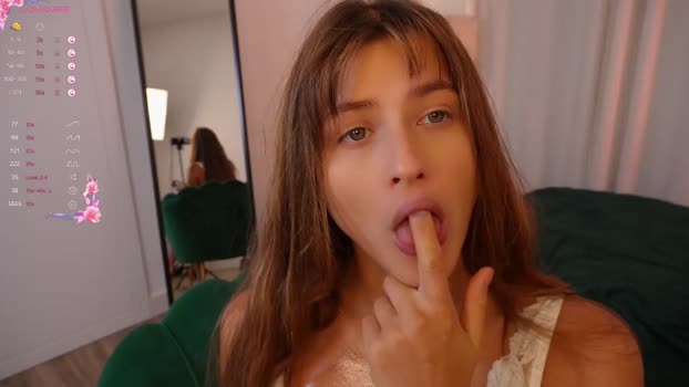 yess_kiki ass Webcam SHOW @ Chaturbate 29-09-2025