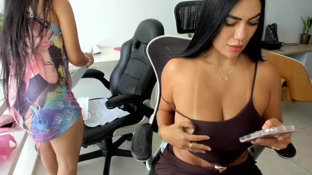 emillybrowm Naked Webcam SHOW @ Chaturbate 01-10-2025