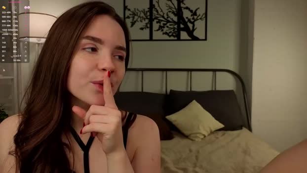 cloverfarewell kissing Webcam SHOW @ Chaturbate 06-10-2025