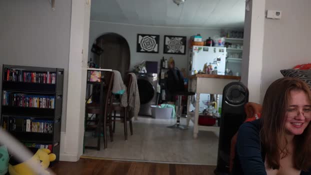 peachespunkins big Webcam SHOW @ Chaturbate 05-10-2025