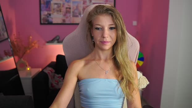missicute18 lickpussy Webcam SHOW @ Chaturbate 06-10-2025