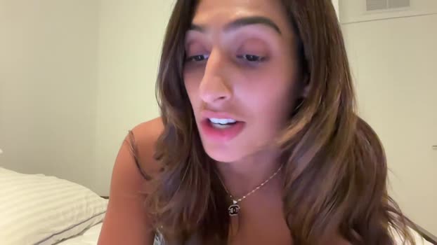 camiliakxoxo kiss Webcam SHOW @ Chaturbate 08-10-2025