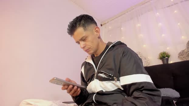 bonny_and_carrot hot Webcam SHOW @ Chaturbate 14-10-2025
