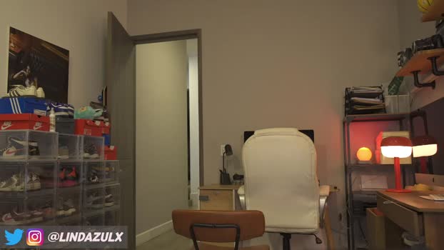 lindabluee Naked Webcam SHOW @ Chaturbate 20-10-2025