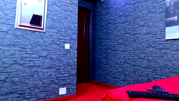 selenanoir strip Webcam SHOW @ Chaturbate 21-10-2025