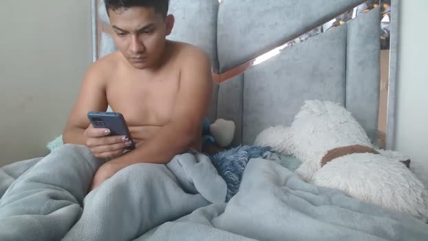alexvsluisa Nude Webcam SHOW @ Chaturbate 21-10-2025