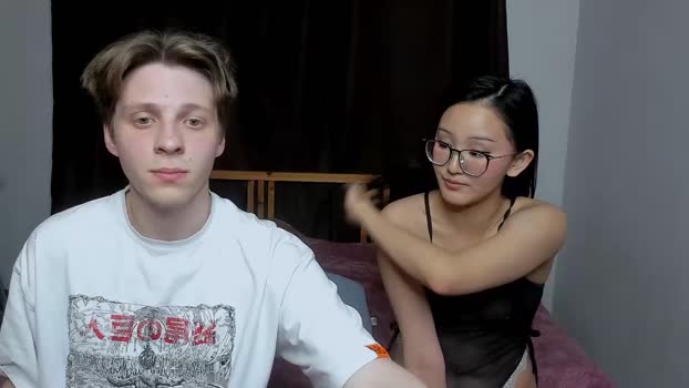 blossomandbee skinny Webcam SHOW @ Chaturbate 24-10-2025