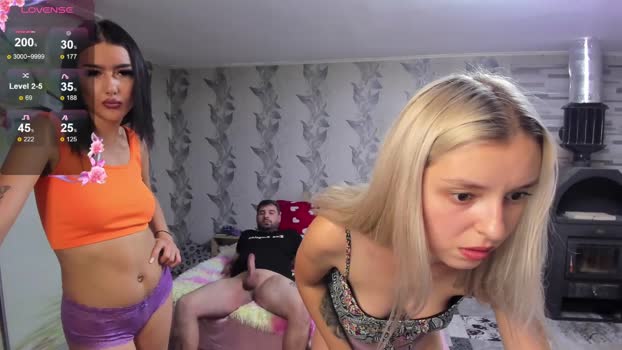 danamily lovense Webcam SHOW @ Chaturbate 25-10-2025