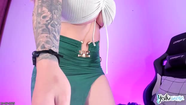 yesikasaenz toys Webcam SHOW @ Chaturbate 26-10-2025