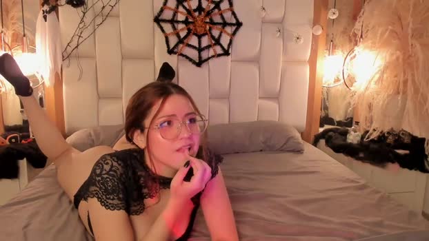 daphne_and_roger play Webcam SHOW @ Chaturbate 26-10-2025