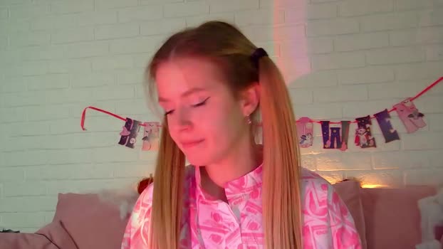 milanabalmain Pretty Webcam SHOW @ Chaturbate 01-11-2025