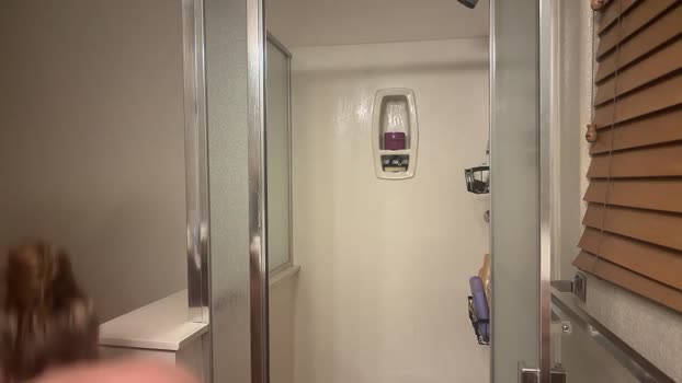 camncaroline fuckpussy Webcam SHOW @ Chaturbate 03-11-2025