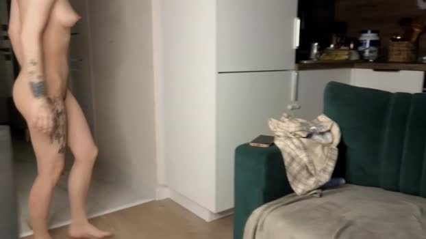 holdonbitch spank Webcam SHOW @ Chaturbate 03-11-2025