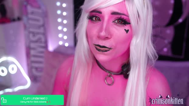 crimsonkitten kiss Webcam SHOW @ Chaturbate 05-11-2025