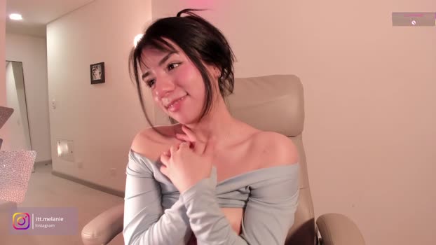 melanie_owo Topless Webcam SHOW @ Chaturbate 05-11-2025
