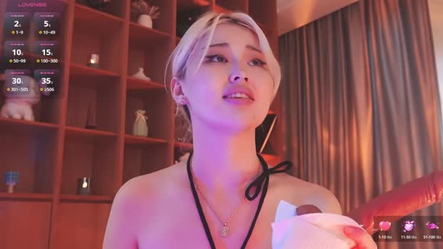 seduza_hyun spanking Webcam SHOW @ Chaturbate 05-11-2025