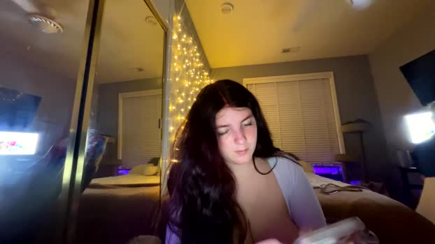 starlight09102 boobs Webcam SHOW @ Chaturbate 06-11-2025