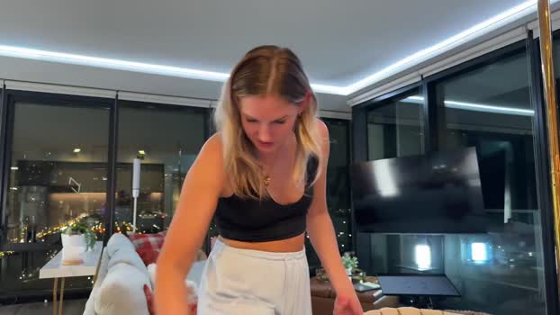 graciemae_baexx yummy Webcam SHOW @ Chaturbate 09-11-2025