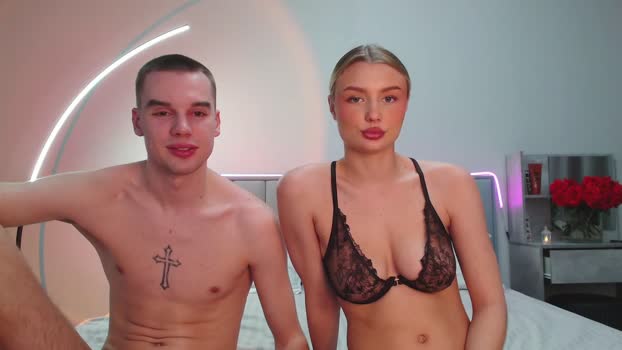 love_vibe strip Webcam SHOW @ Chaturbate 09-11-2025