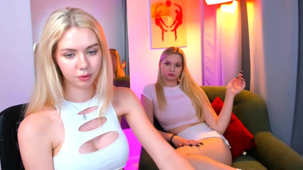 cassie_palmer kiss Webcam SHOW @ Chaturbate 11-11-2025