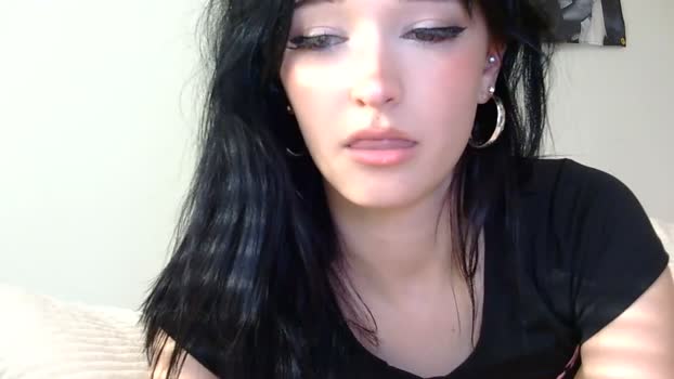 emilyybarely wet Webcam SHOW @ Chaturbate 11-11-2025