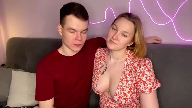 julielourens kiss Webcam SHOW @ Chaturbate 12-11-2025