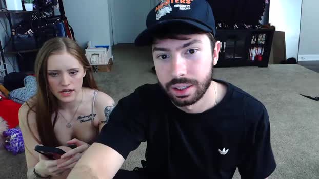 yellowpony121212 show Webcam SHOW @ Chaturbate 23-11-2025