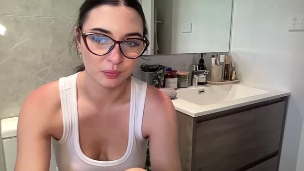 mollyy2006 bigass Webcam SHOW @ Chaturbate 28-11-2025