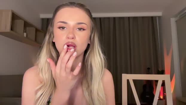 julia_rle suckshow Webcam SHOW @ Chaturbate 29-11-2025