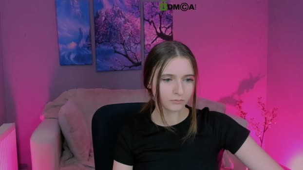 flora_ri kiss Webcam SHOW @ Chaturbate 01-12-2025