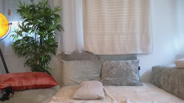 malenahot525 fingering Webcam SHOW @ Chaturbate 01-12-2025