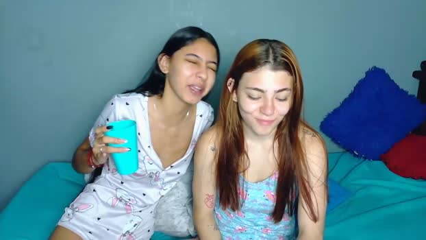 petitestrawberry18 toy Webcam SHOW @ Chaturbate 01-12-2025