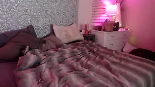 wantmymantofukme sucktits Webcam SHOW @ Chaturbate 03-12-2025