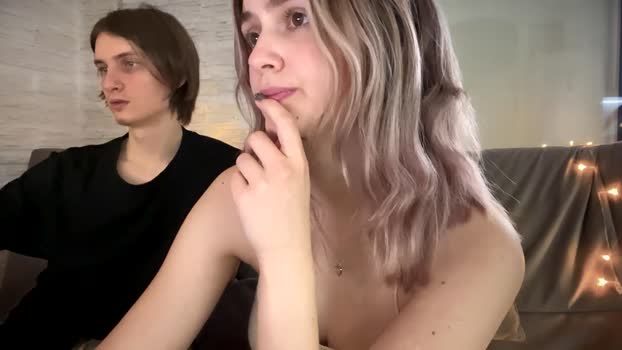amandatalk show Webcam SHOW @ Chaturbate 04-12-2025