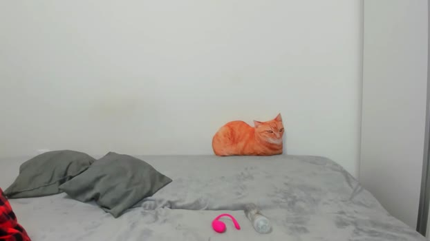 raveneusbiter play Webcam SHOW @ Chaturbate 04-12-2025