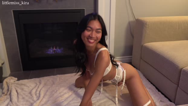 littlemiss_kira wet Webcam SHOW @ Chaturbate 07-12-2025