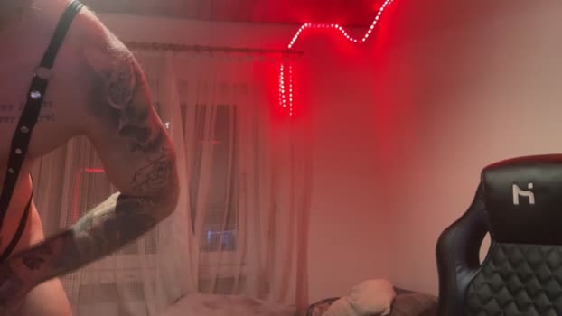 tattoo69cock blowjob Webcam SHOW @ Chaturbate 08-12-2025