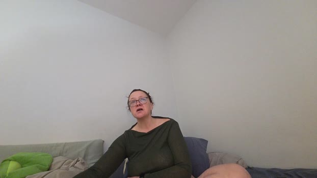bignaturalsmilf natural Webcam SHOW @ Chaturbate 08-12-2025