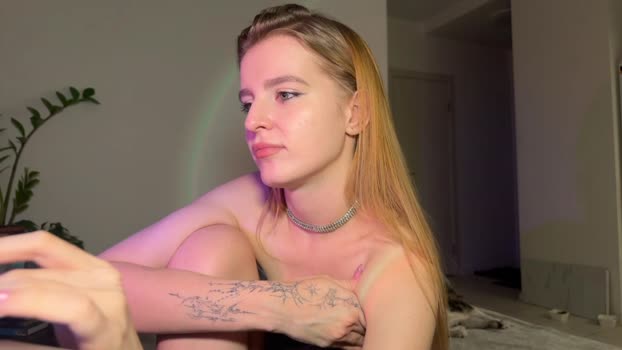 nura_foxx dirty Webcam SHOW @ Chaturbate 14-12-2025