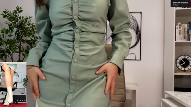 legswattitude kiss Webcam SHOW @ Chaturbate 15-12-2025