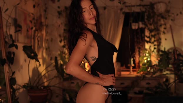 effylowell_ ass Webcam SHOW @ Chaturbate 16-12-2025