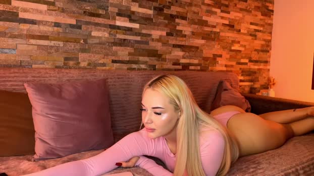 aurora_asti_ beautiful Webcam SHOW @ Chaturbate 17-12-2025