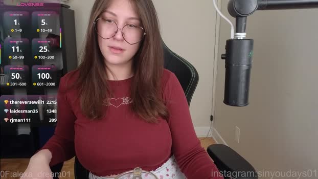 alexa_dream spank Webcam SHOW @ Chaturbate 19-12-2025