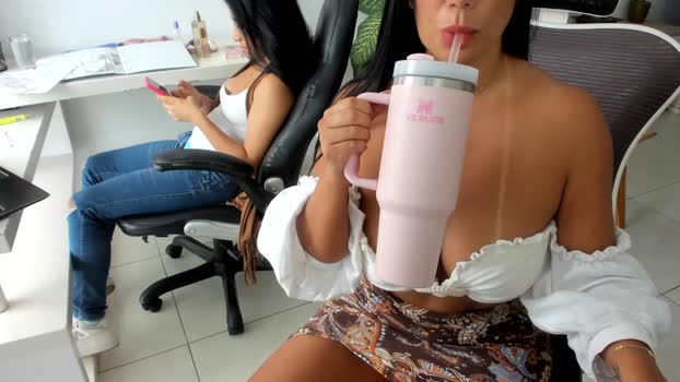 emillybrowm Download Webcam SHOW @ Chaturbate 19-12-2025