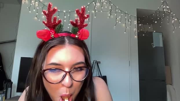 mollyy2006 love Webcam SHOW @ Chaturbate 21-12-2025