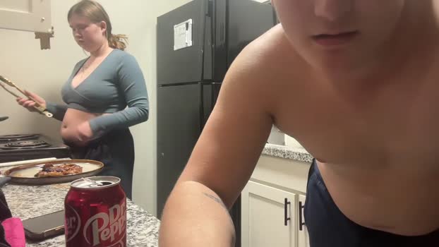 twinfl4m3ss love Webcam SHOW @ Chaturbate 22-12-2025