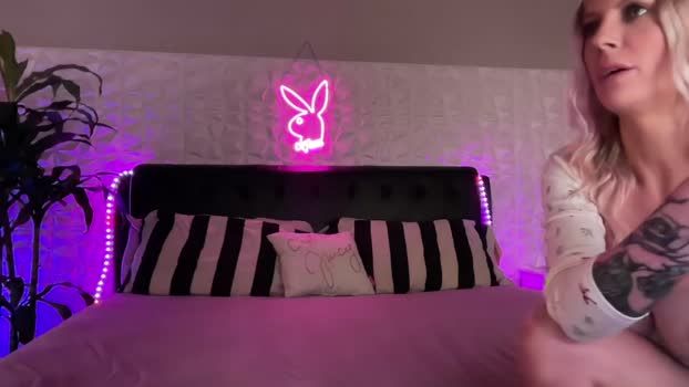 ari_02 suckcock Webcam SHOW @ Chaturbate 24-12-2025