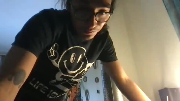 yiddikitti suckcock Webcam SHOW @ Chaturbate 24-12-2025