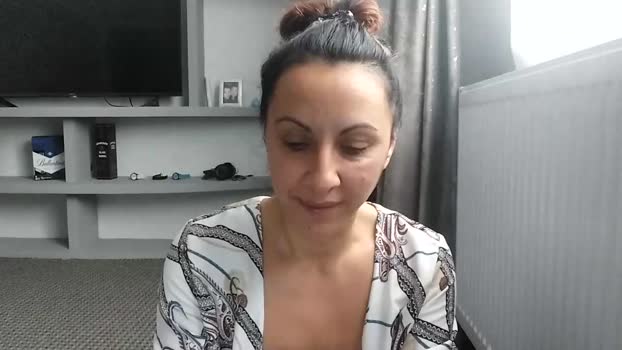 crazybrenda89 kiss Webcam SHOW @ Chaturbate 25-12-2025